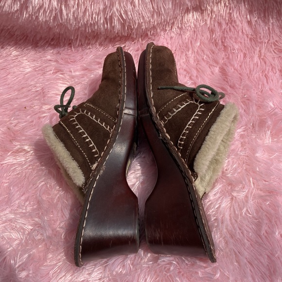 Bare Traps Declare partially lined wedge suede clogs size 8 - Picture 5 of 9